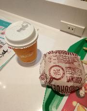 マックカフェプレミアムローストコーヒーS、ハンバーガー