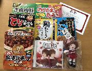 会場限定販売アニーグッズ（2点）、丸美屋商品（6点セット）