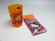 ハローキティプラカップ＋ハローキティフルーツドリンクのもと