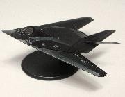 日米共演！最強の翼コレクション　組立式モデル全8種