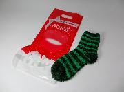 コカ・コーラギフトバッグつきふわもこくつした全2種