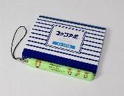 あると便利なボールペンストラップ・あぶらとり紙