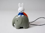60 miffy anniversary ダイドーブレンドオリジナル　ミッフィーフィギュアストラップ全6種