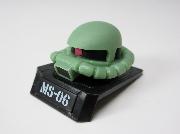 セブン-イレブン限定　機動戦士ガンダムフタ留めフィギュア全4種