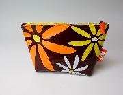 亀田の柿の種ポーチ