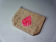 evianピュアポーチ 全2種