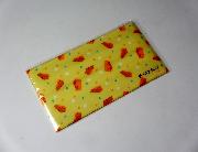 苺のチーズスティック　マスクケース