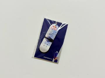 レッドブル×堀米雄斗 オリジナルキーホルダー 全2種