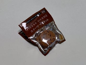 PIERRE HERME　スイーツマグネット　全5種