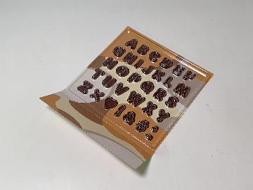 アルファベットチョコ型