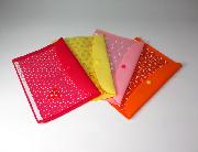 午後の紅茶HAPPINESS！カラフルマルチケース