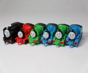 サークルKサンクス限定　きかんしゃトーマス連結スロープルバックトイ